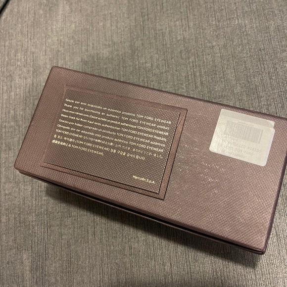 Tom Ford Sunglasses - Picture 6 of 9